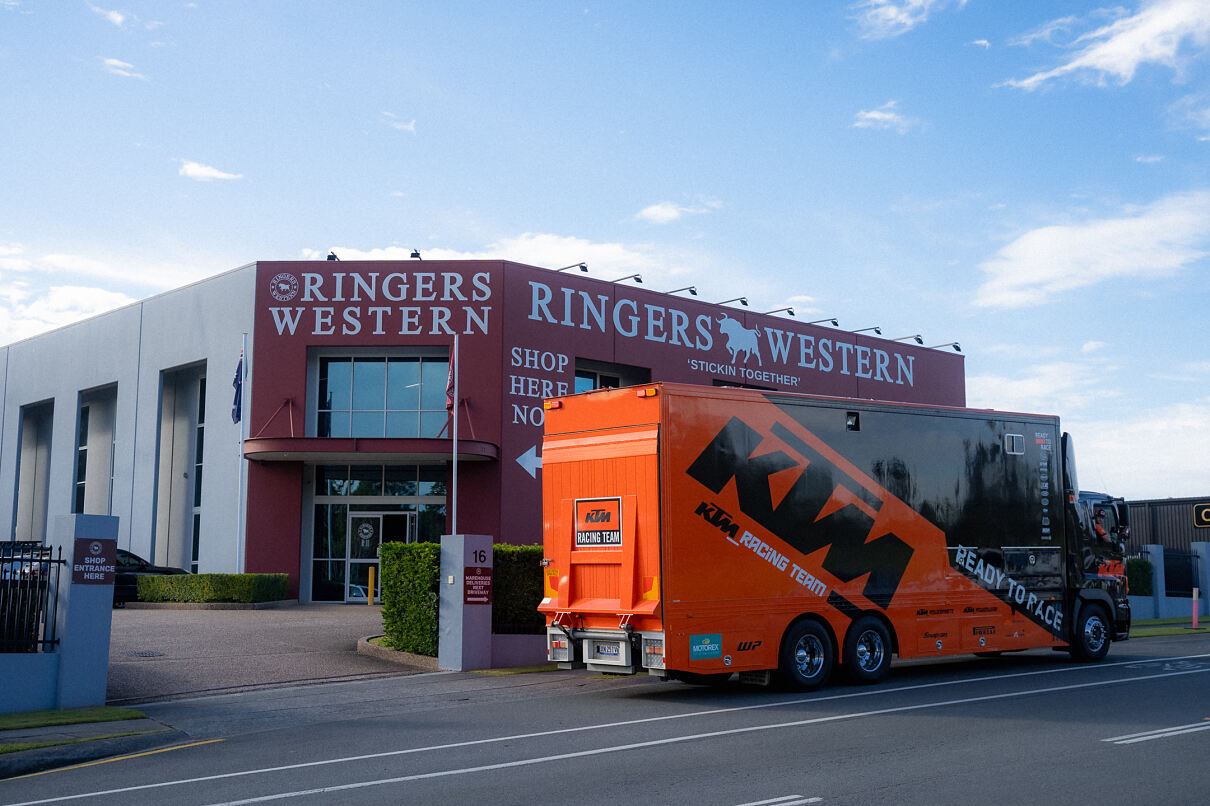 KTM-Racing-Team-Ringers-Western