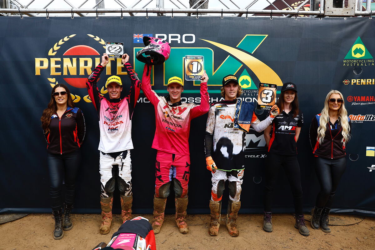 NOAH FERGUSON PODIUM - KTM RACING TEAM - WARWICK