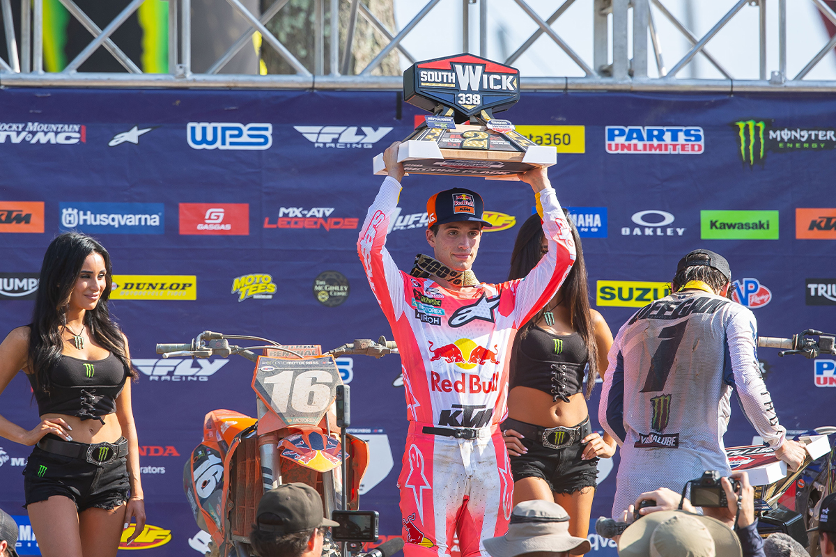 TOM VIALLE 04 - RED BULL KTM FACTORY RACING - SOUTHWICK
