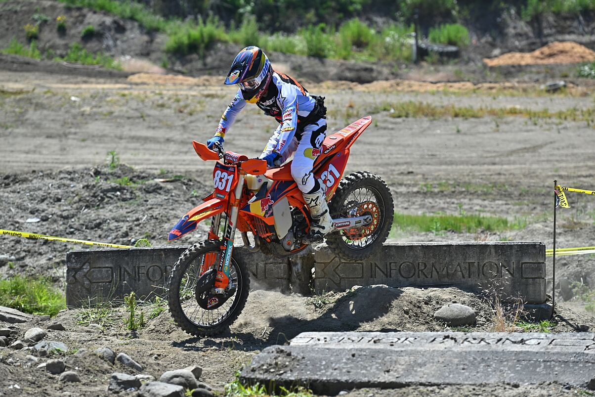 MATEO OLIVEIRA 03 - FMF KTM FACTORY RACING - BELLINGHAM WHS