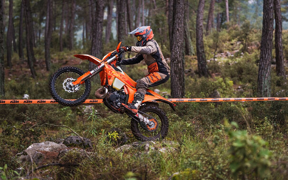 MY2025 KTM 250 EXC SIX DAYS