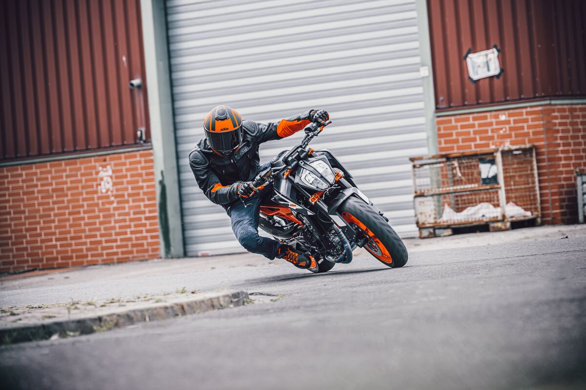 KTM 890 DUKE GP（オプション装着車）