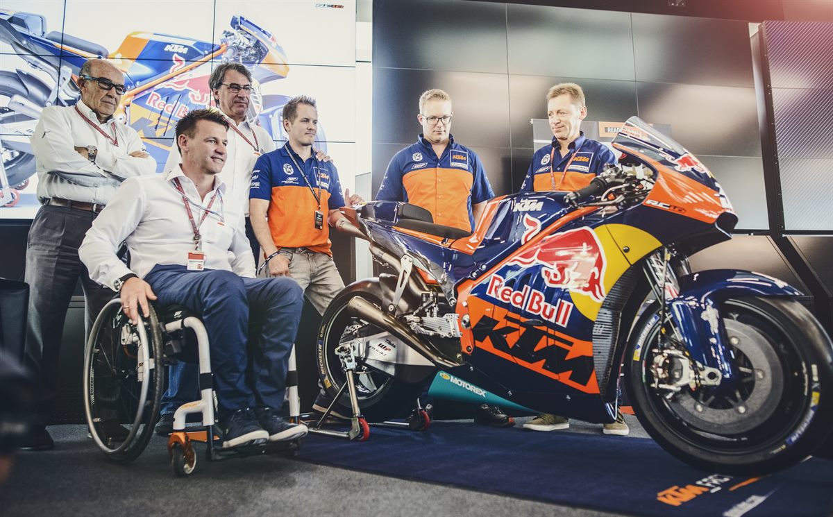 Press conference KTM RC16