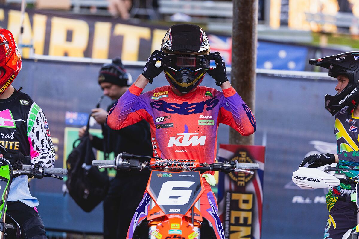 BYRON DENNIS 02 - KTM RACING TEAM - TOOWOOMBA