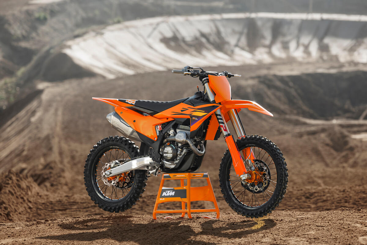 MY26 KTM 350 SX-F_Static