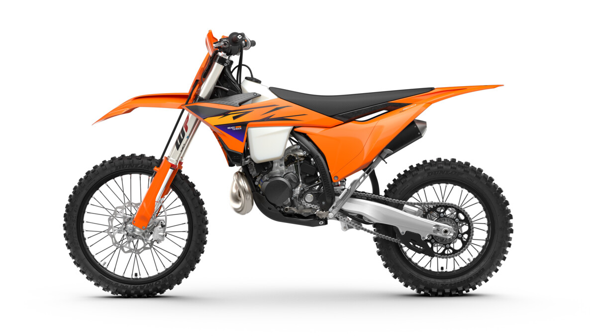 MY26-KTM-300-XC-02