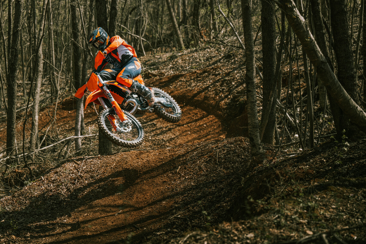 MY26 KTM XC_Action_02
