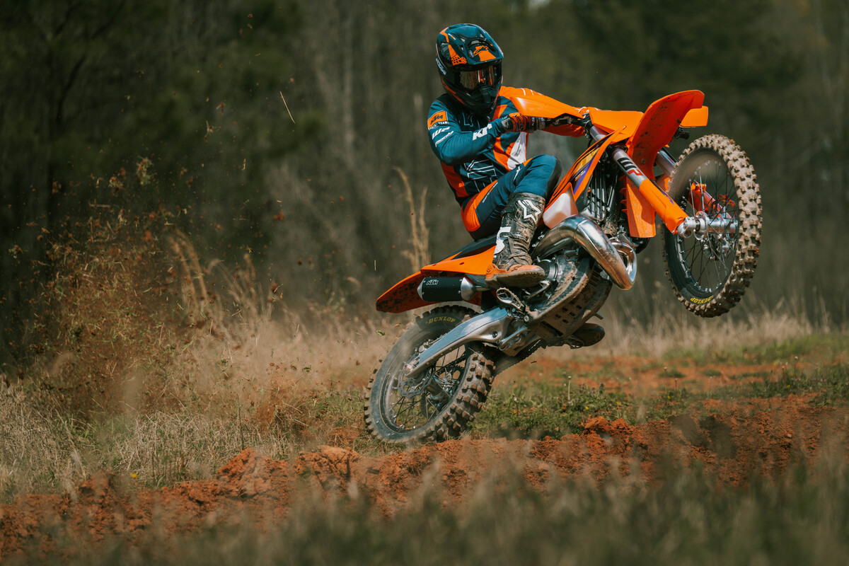 MY26 KTM XC_Action