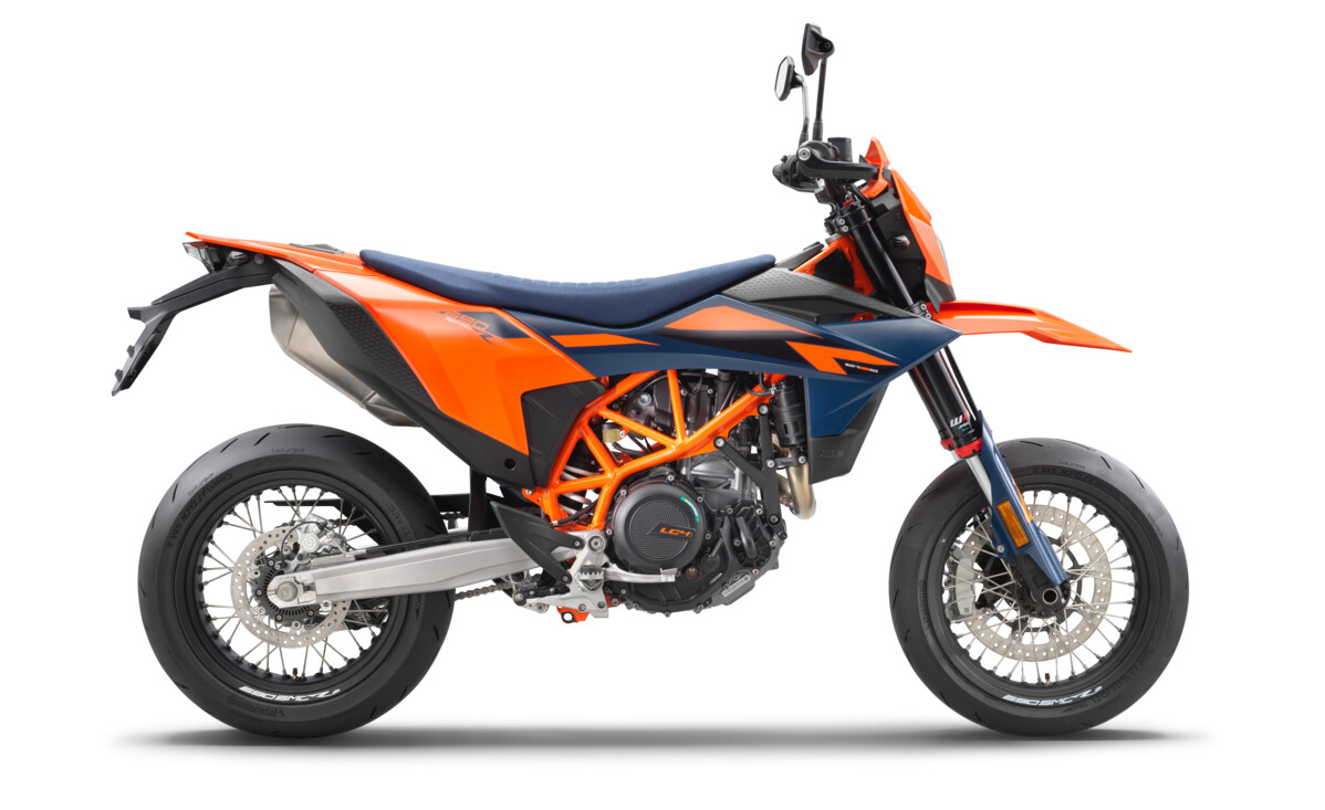 2026 KTM 690 SMC R & 690 ENDURO R