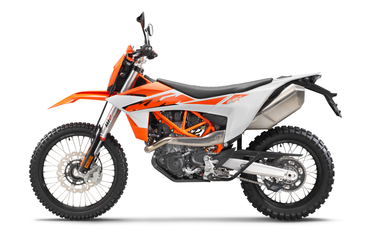 2026 KTM 690 SMC R & 690 ENDURO R