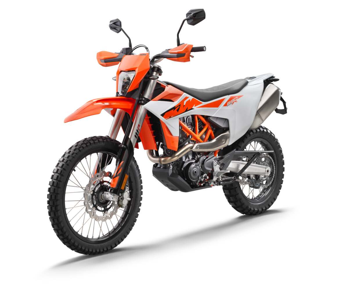 2026 KTM 690 SMC R & 690 ENDURO R