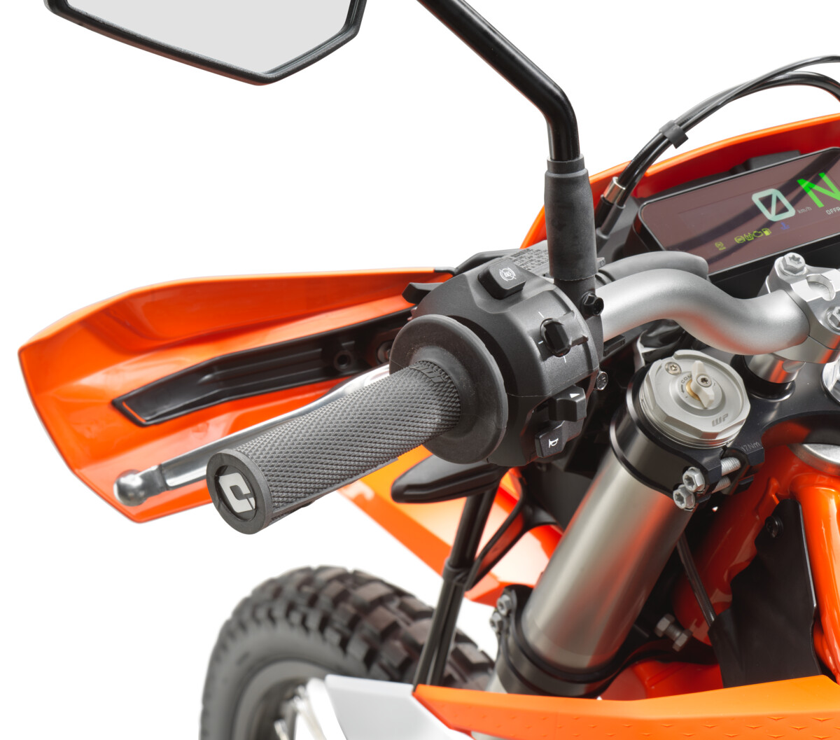 682671_MY26 KTM 690 ENDURO R_STUDIO_EUROPE GLOBAL_STUDIO