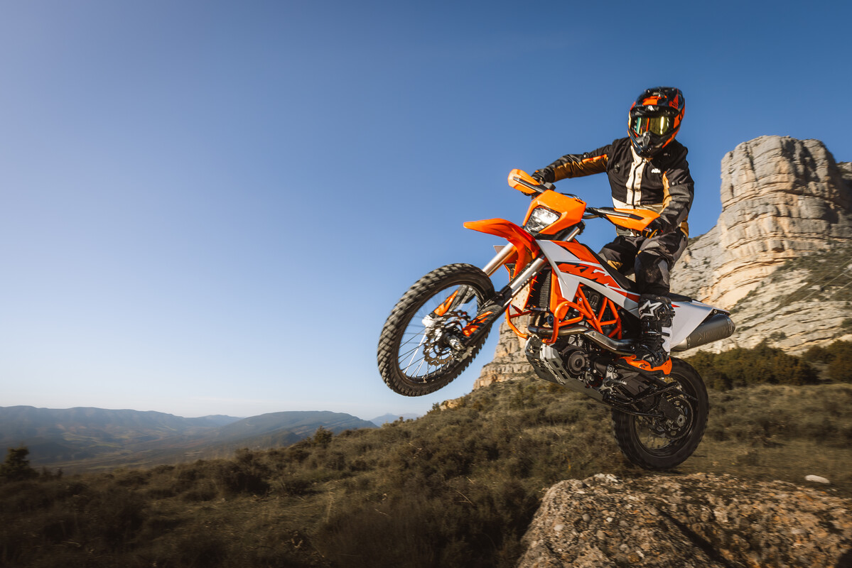 MY26 KTM 690 ENDURO R