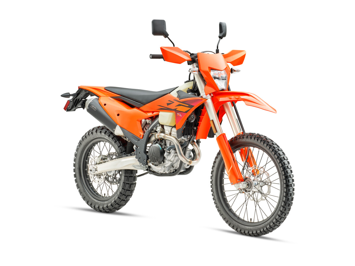 709310_KTM 350 EXC-F_45 Degree Front_USA