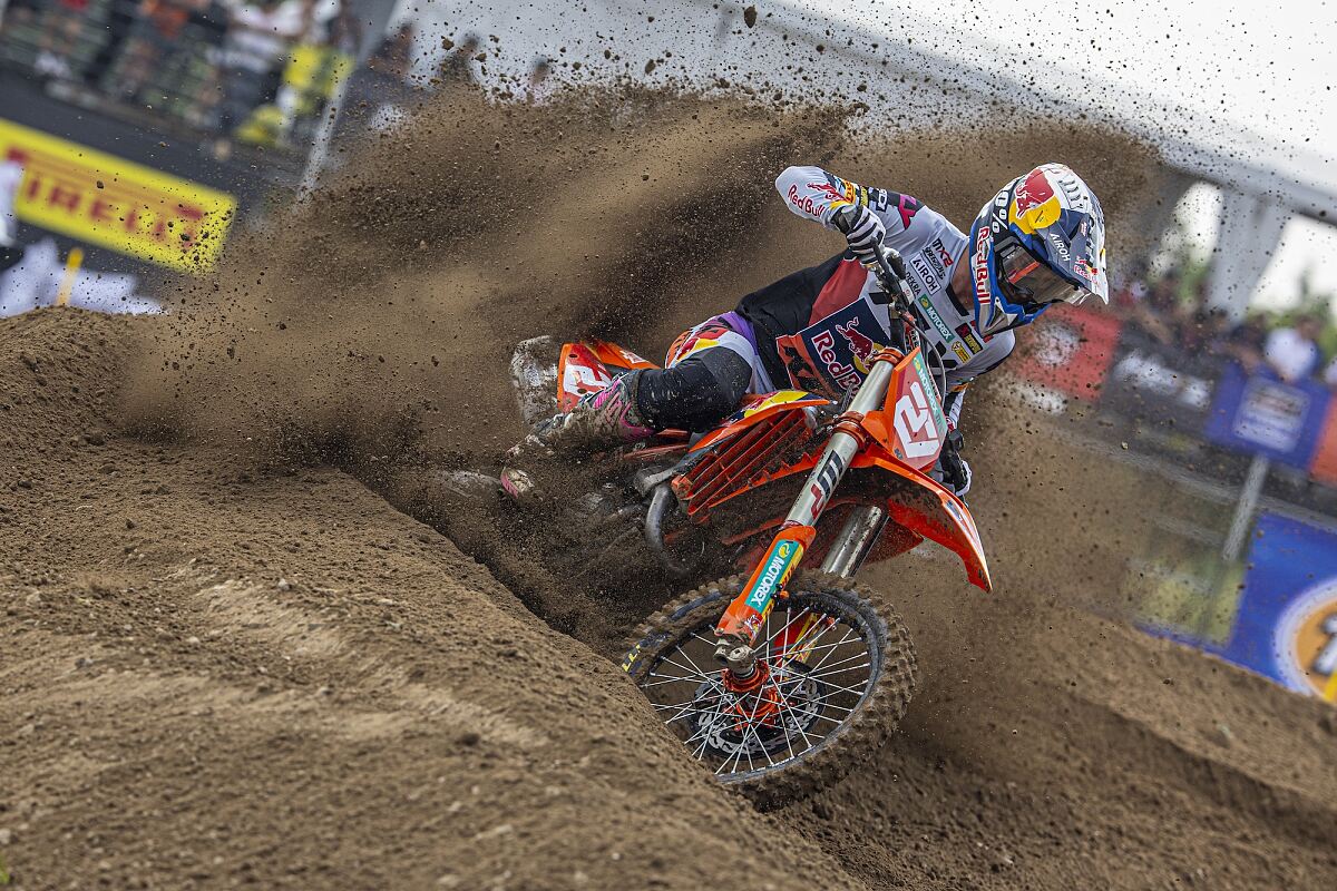 SIMON LÄNGENFELDER - RED BULL KTM FACTORY RACING