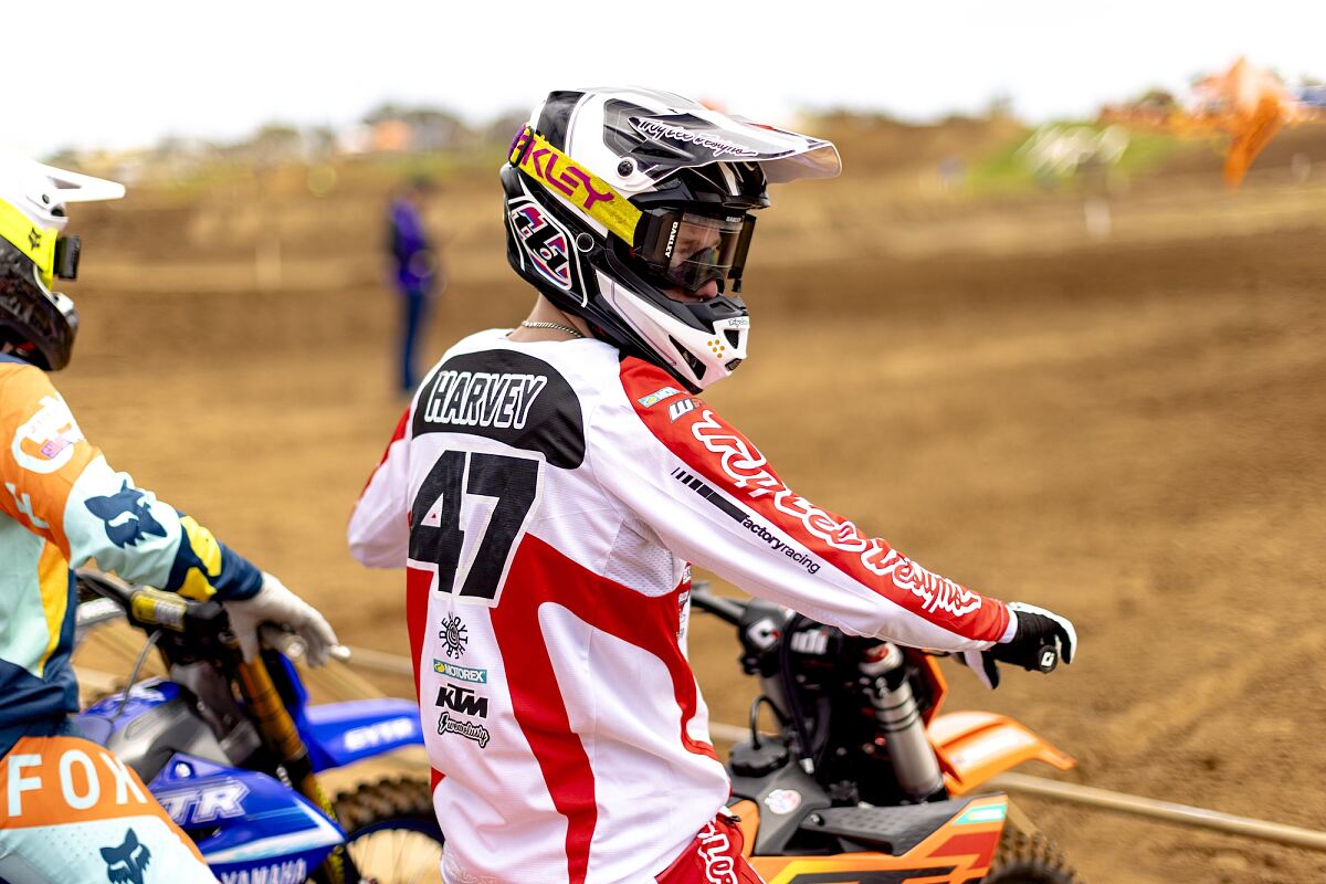 KYLE HARVEY 02 - KTM JUNIOR RACING TEAM - AJMX GILLMAN