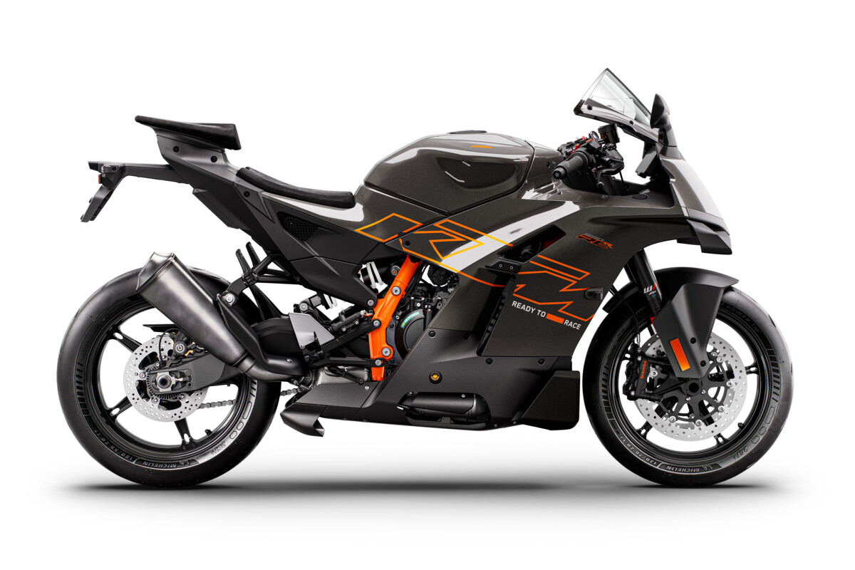 2026 KTM 990 RC R