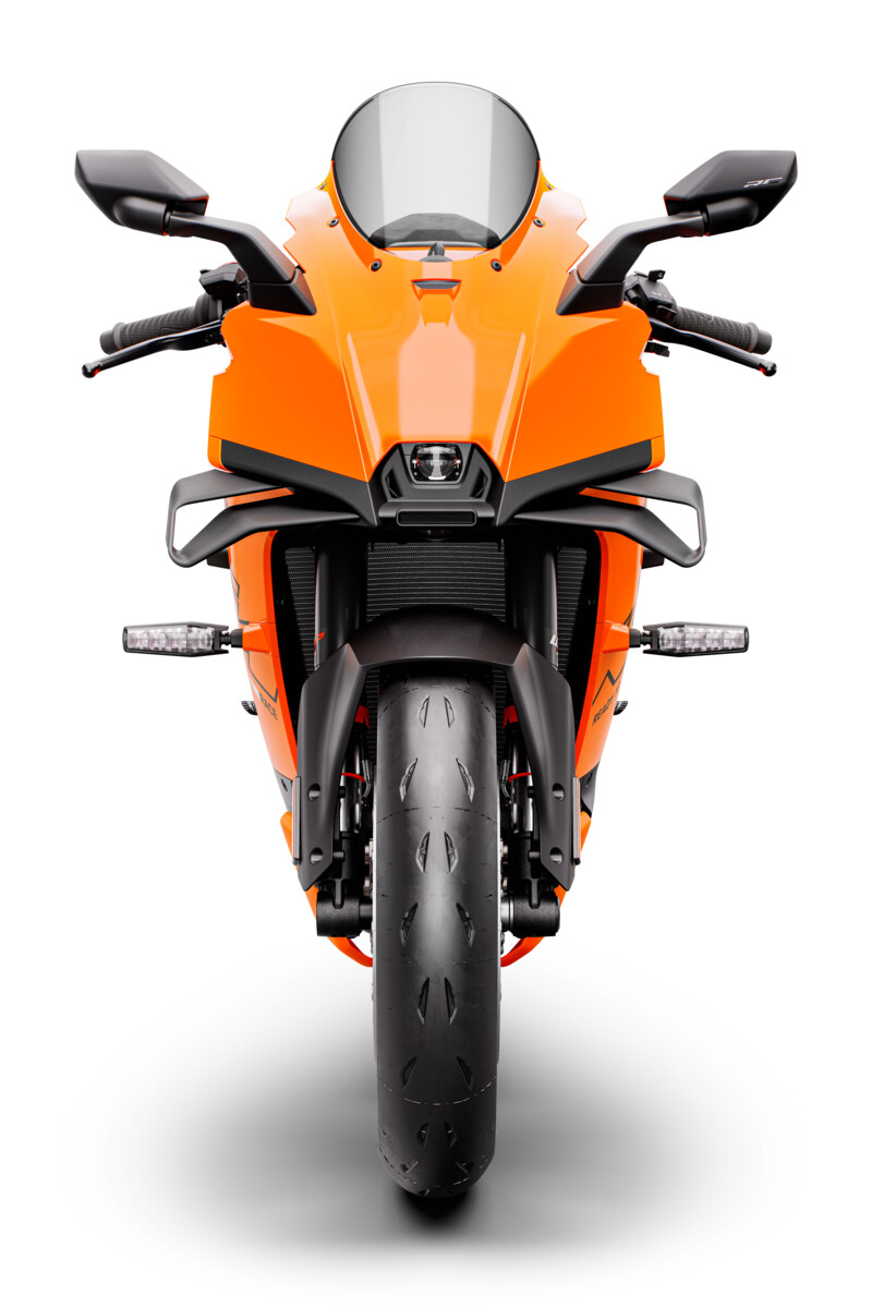 670058_MY26_KTM 990 RC R_STUDIO_US SPEC_STUDIO_USA