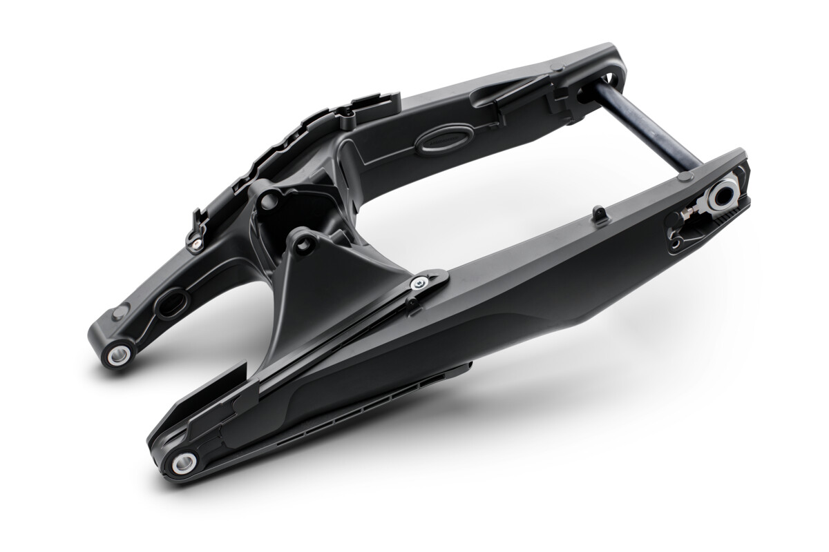 670100_MY26_KTM 990 RC R_STUDIO_EU SPEC_PARTS_DETAILS_PARTS_DETAILS