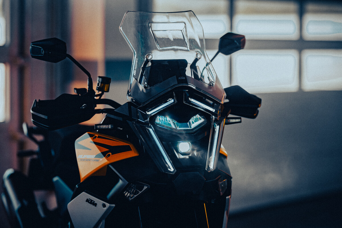 2025 KTM SUPER ADVENTURE S EVO-18