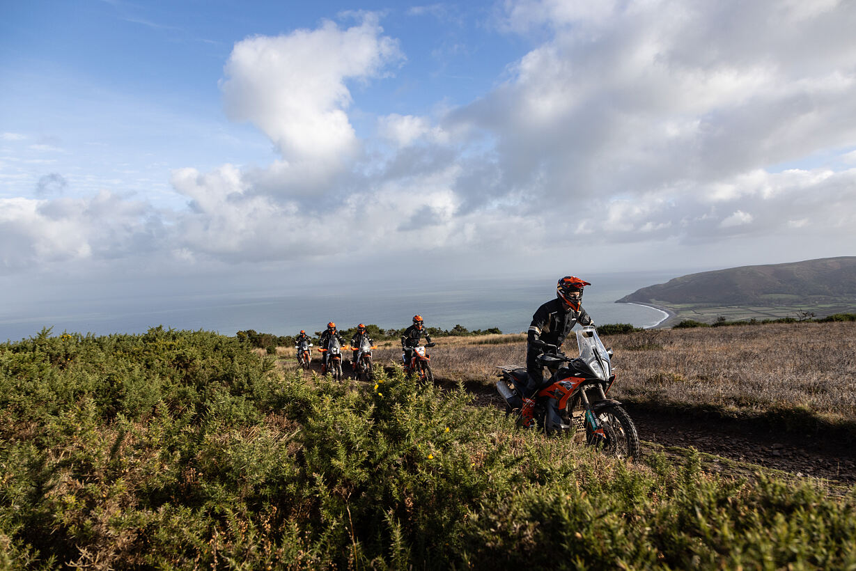 ALEX SNOW OFF-ROAD KTM ENDURO & ADVENTURE EXPERIENCE