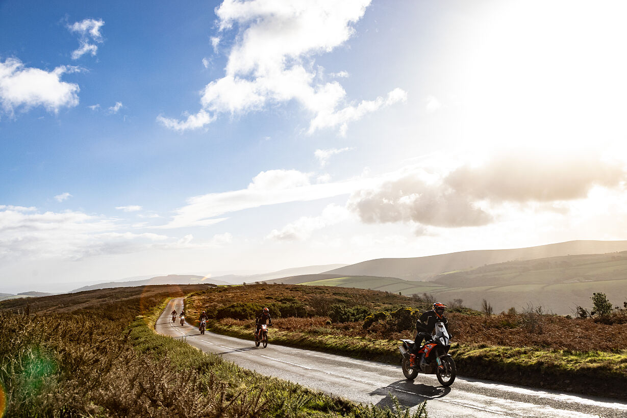 ALEX SNOW OFF-ROAD KTM ENDURO & ADVENTURE EXPERIENCE