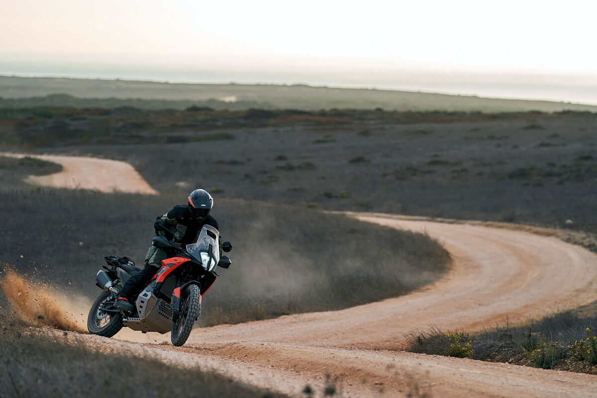 652502_MY25 KTM 790 ADVENTURE - ACTION_KTM 790 ADVENTURE