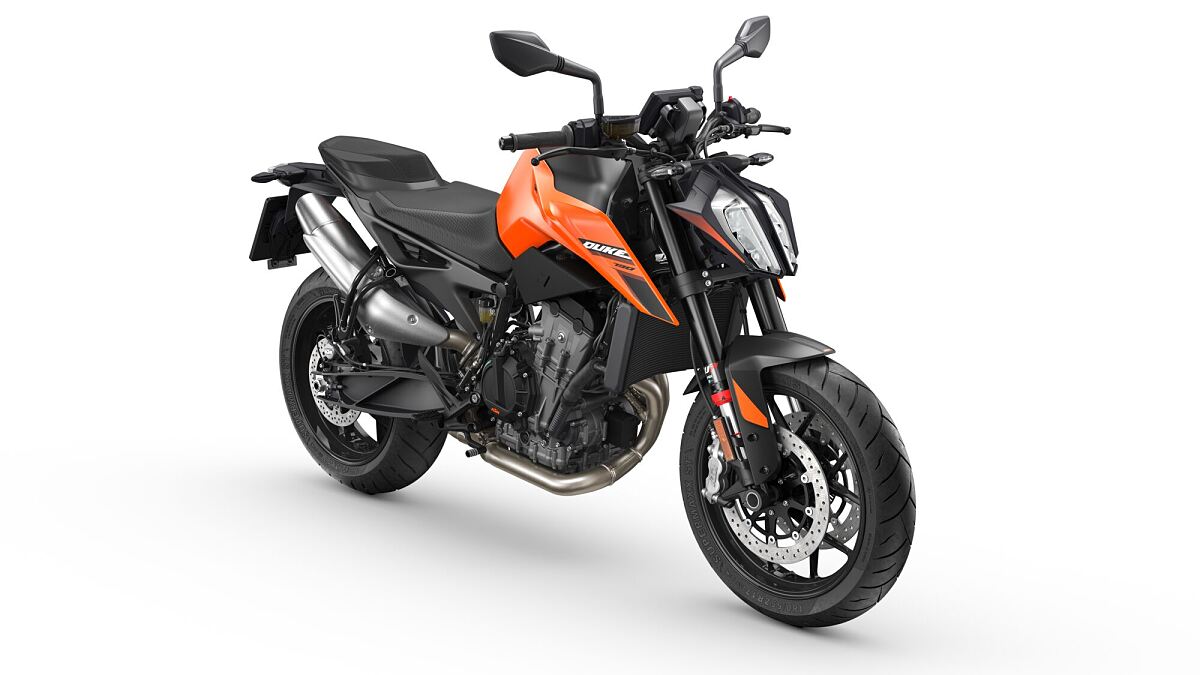 720803_MY26-KTM-790-Duke-Orange-45-right-EU_EU_GLOBAL