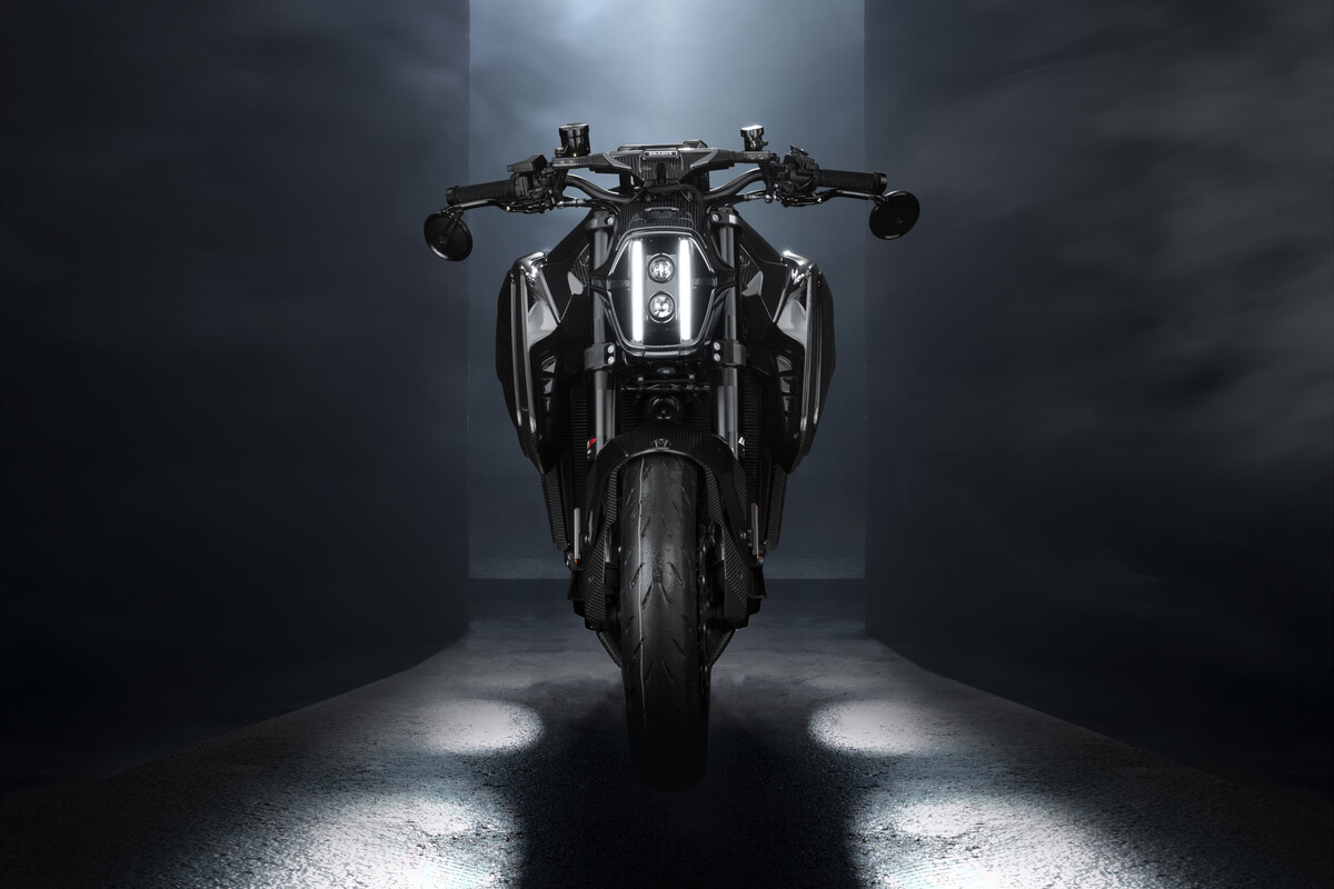 668373_MY25_BRABUS 1400 R SIGNATURE EDITION_STATIC_STATICS_STATICS