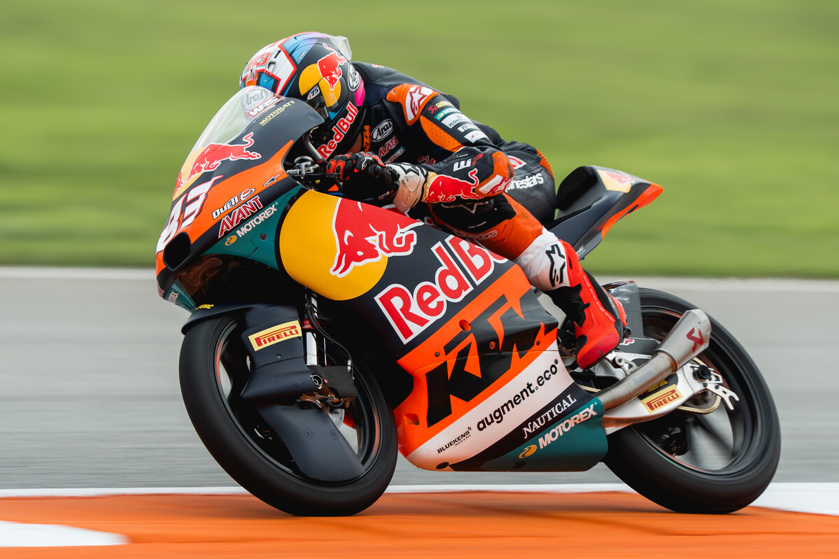 Alvaro Carpe 2025 Red Bull KTM Ajo Moto3 Valencia