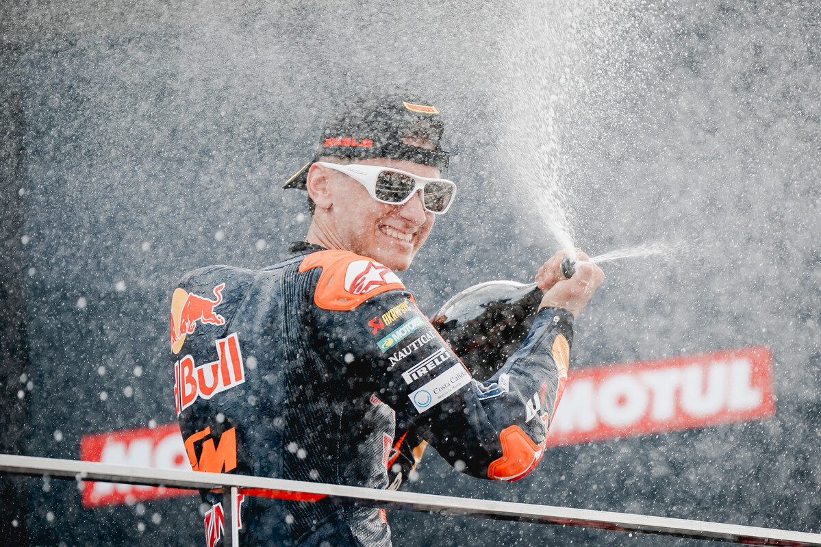 Alvaro Carpe 2025 Red Bull KTM Ajo Moto3 Valencia