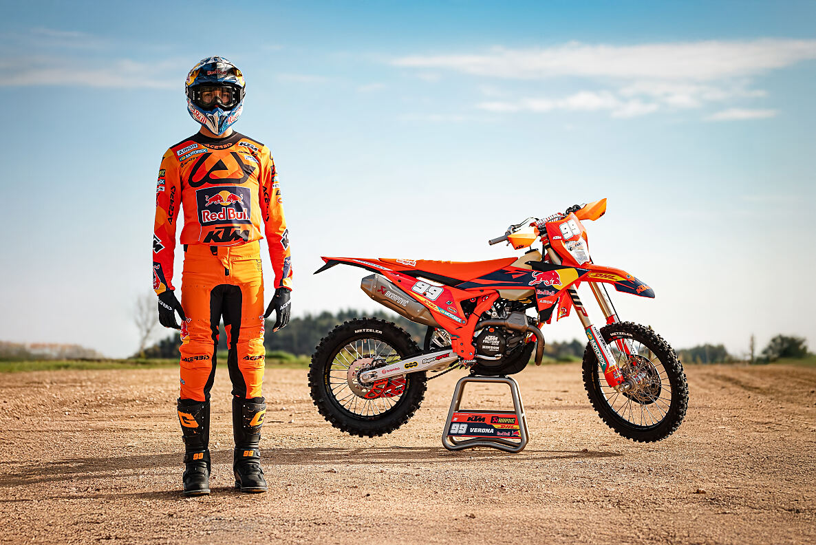 Red Bull KTM Factory Racing - Andrea Verona joins KTM