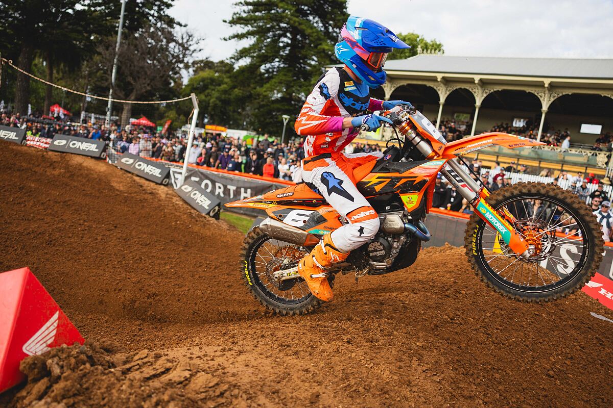 BYRON DENNIS 02 - KTM RACING TEAM - ADELAIDE AUSX