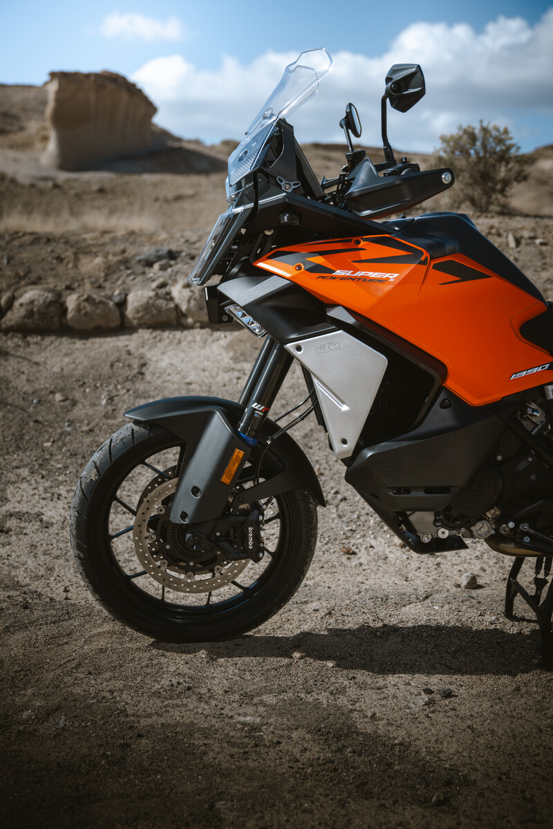 726731_MY27 KTM 1390 SUPER ADVENTURE S EVO static_KTM 1390 SUPER ADVENTURE range_Static