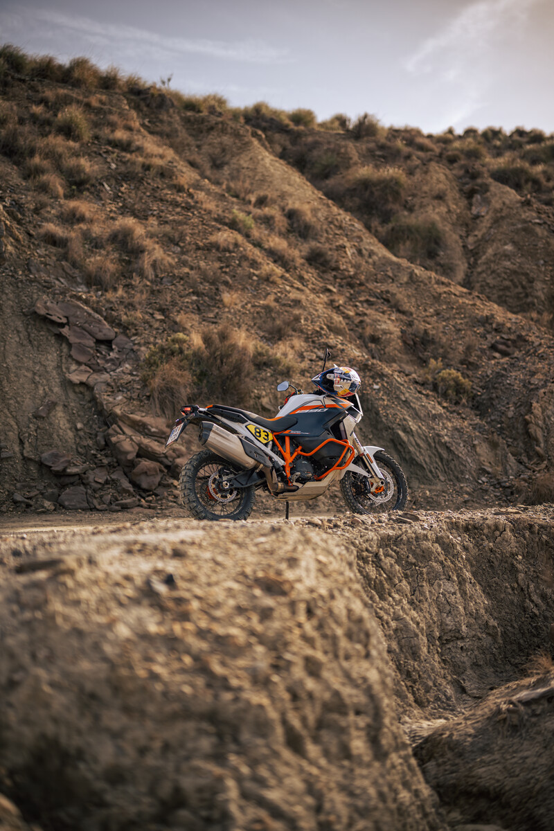 660853_MY26 KTM 1390 SUPER ADVENTURE R _ STATIC _KTM 1390 SUPER ADVENTURE range