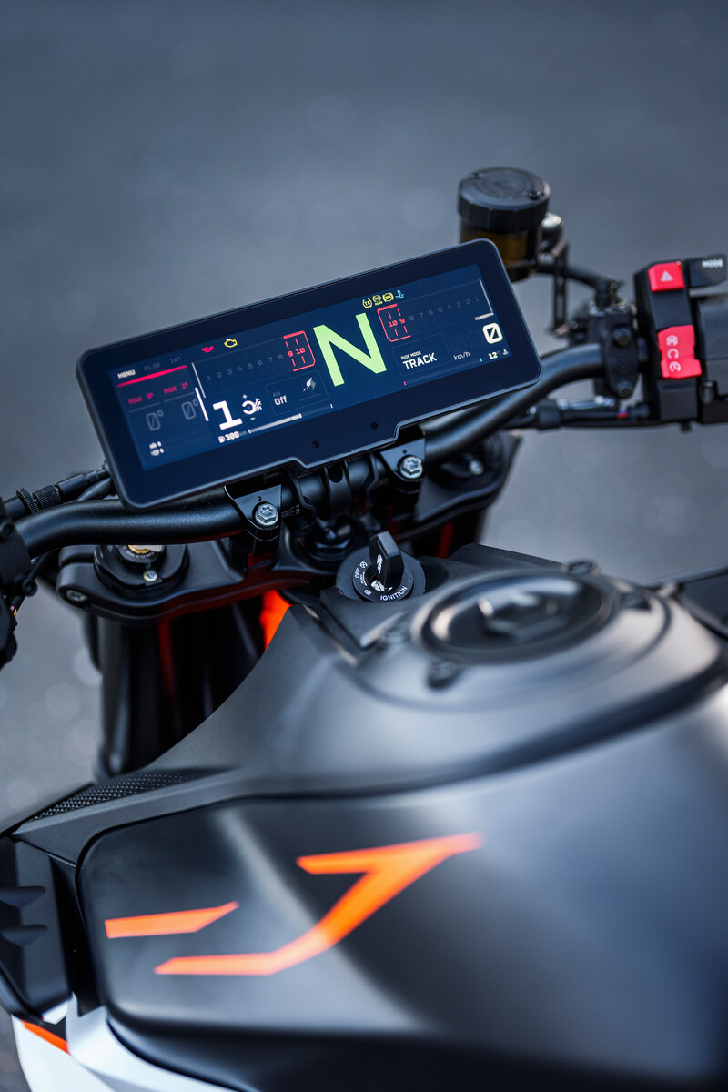 638373_MY26_KTM 990 DUKE R_PARTS_DETAILS_PARTS_DETAILS_PARTS_DETAILS