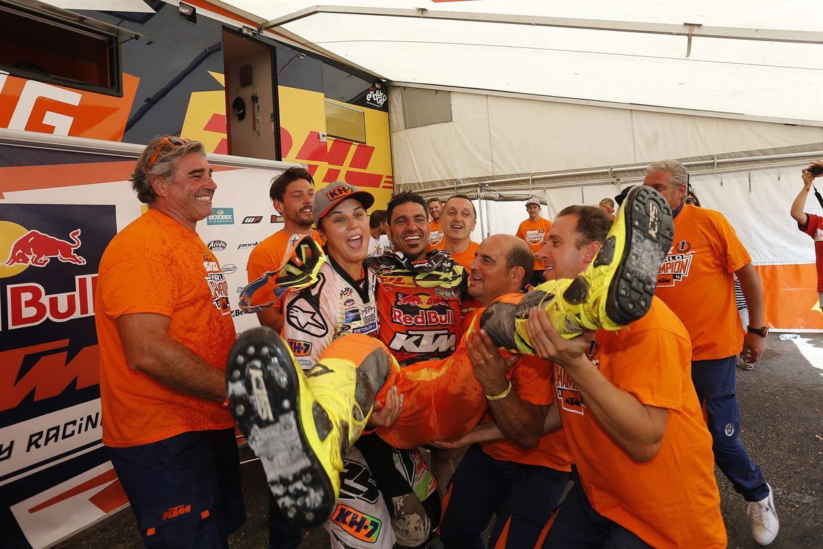 Ivan Cervantes & Team Paddock Cahors 2016