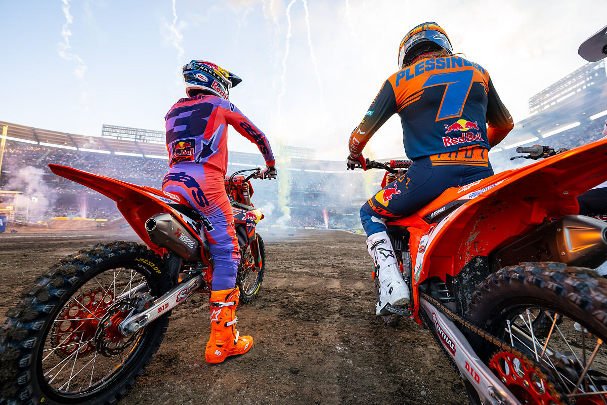 ELI TOMAC & AARON PLESSINGER - RED BULL KTM FACTORY RACING - ANAHEIM 1