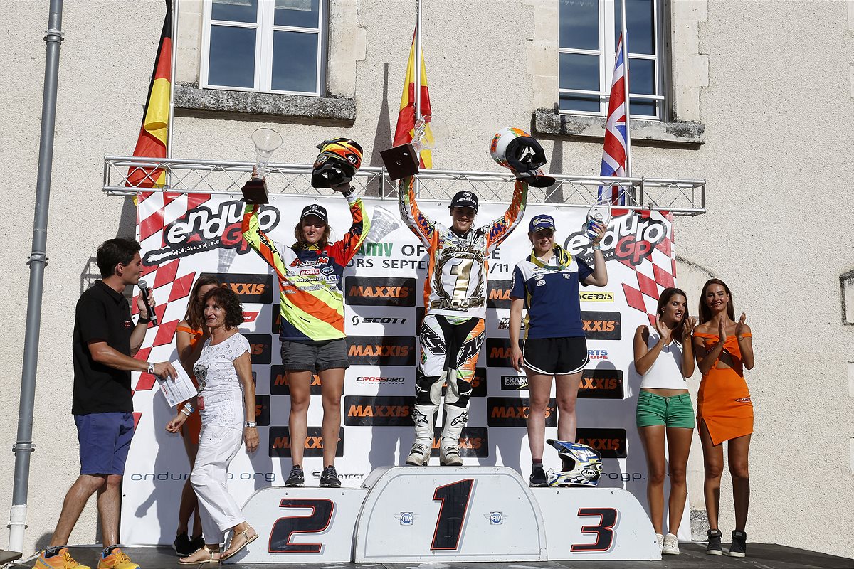 Laia Sanz Podium Day 2 Cahors 2016