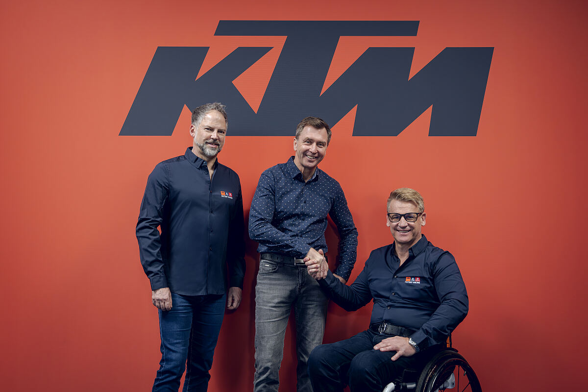 Jens Hainbach (left), Director Road Racing KTM Factory Racing. Fritz Hollweck (middle), Head of Sports Sponsorship, Würth. Pit Beirer (right), KTM Motorsports Director