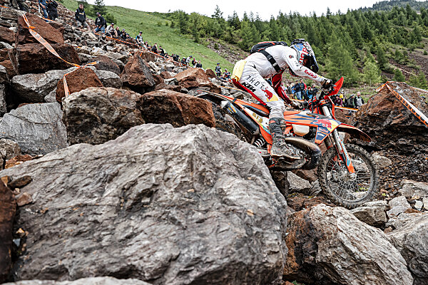 MANUEL LETTENBICHLER VINCE IL RED BULL ERZBERGRODEO 2023 - KTM PRESS CENTER